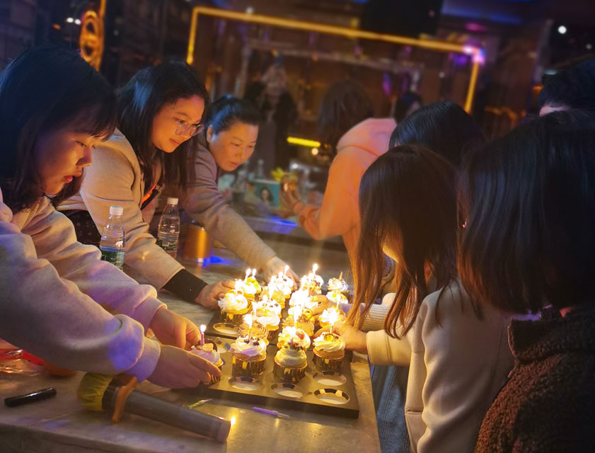 HIGH唱KTV！——必一网页版登录入口防雷第一期员工生日会